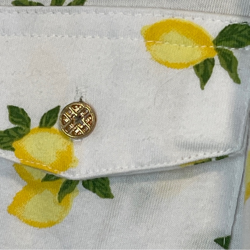 Emily Daniels Beautiful Short Sleeve Collared Lemon Print Blouse- Size PL - Picture 4 of 6